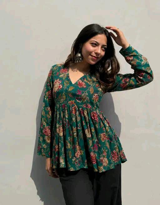 Women Printed Designer V Neck full Sleeves Top
