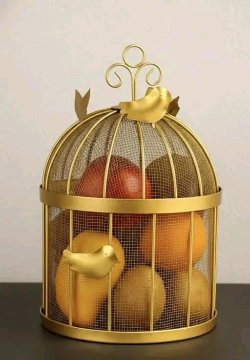Fantastic Metal Fruit Bulbul Basket with Mesh Lid Suitable for Keepin