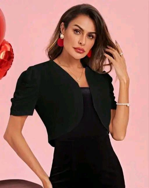 Classy Fashion Women's Solid Color Cropped Puff Sleeve Short